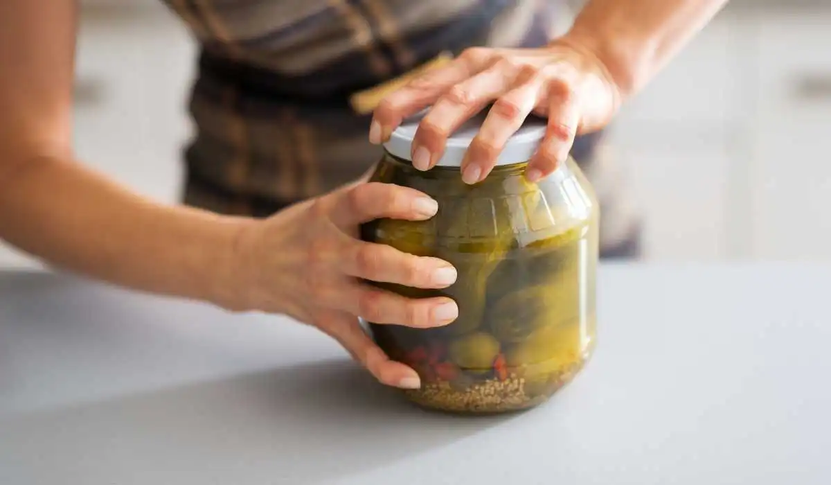4 Best Jar Openers for Seniors – Making Life Easier and Safer