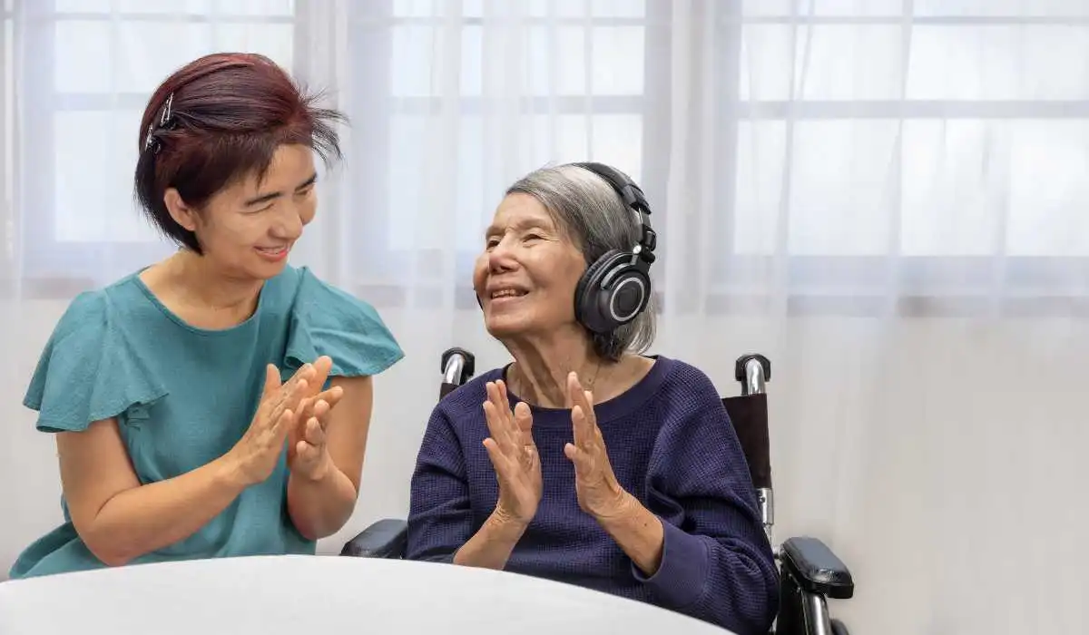 3 Best Music Players for Elderly – Easy-to-Use and Senior-Friendly Options