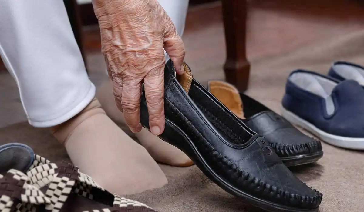 best shoes for elderly to prevent falls